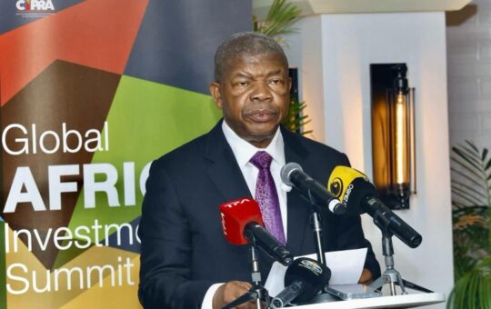 Cimeira Global de Investimento em África é apresentada no Dubai: João Lourenço considera uma ponte segura para ligar África e investidores globais