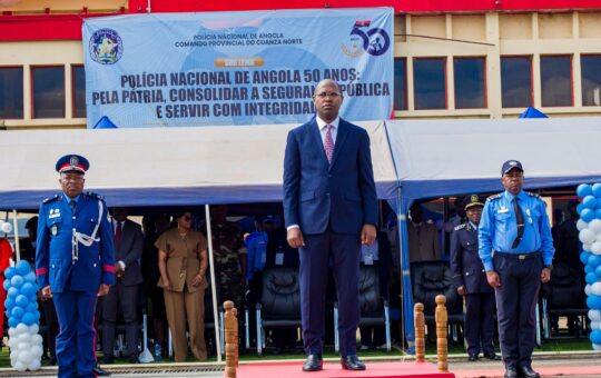 GOVERNADOR PRESTIGIA 50.º ANIVERSÁRIO DA POLÍCIA NACIONAL NO CUANZA-NORTE