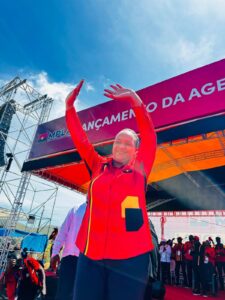 MPLA apresenta na Agenda Política deste ano com 25 tarefas essenciais. Fortalecimento da vida interna do Partido e autarquias entre as prioridades