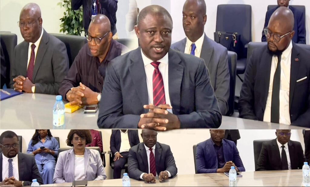 Carlos Cavuquila apresenta ao Governador do Huambo o novo Juiz Presidente da Comarca da Caála