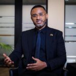 Luís de Castro critica falhas da UNITEL e crise dos combustíveis: “Angola não pode aceitar o caos como normal”