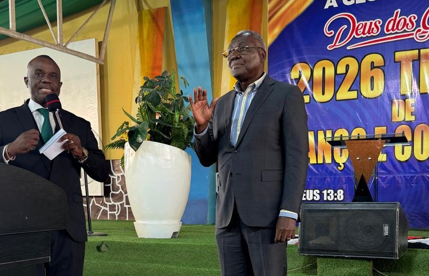 Júlio Bessa visita igreja em cacuaco e apresenta os 4 pilares do APRESENTA OS 4 PILARES DO CIDADANIA para  “uma nova Angola”
