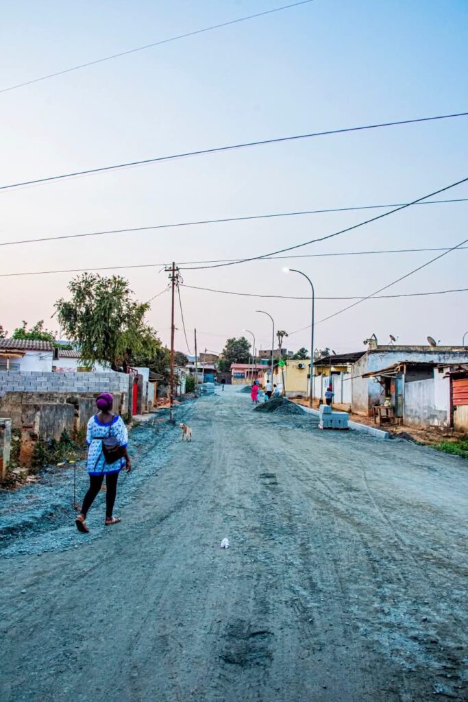 Obras de requalificação urbana transforma a imagem de Ndalatando e  melhora a qualidade de vida das populações