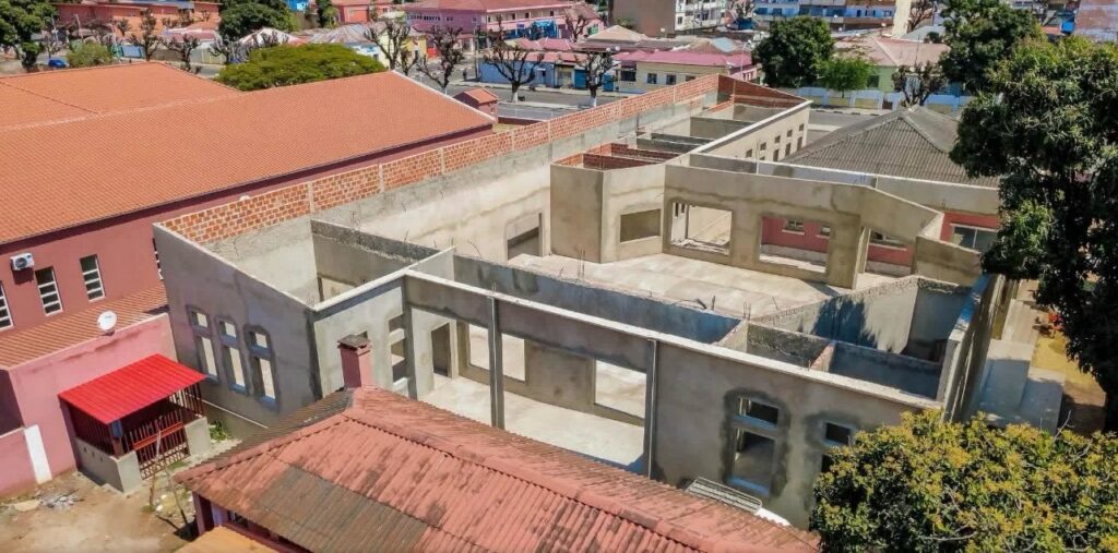 MOXICO CONSTRÓI CENTRO PARA PÓS-GRADUAÇÃO E TREINO ESPECIALIZADO DE PROFISSIONAIS DE SAÚDE