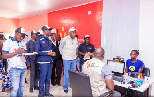 Governador do Moxico avalia funcionamento do BUAP no município do Ninda