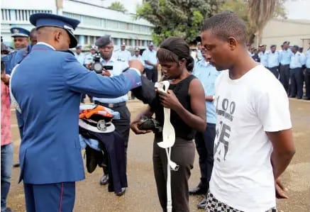 Comando Provincial da Polícia em Luanda expulsa mais de 50 agentes por má conduta no último fim-de-semana